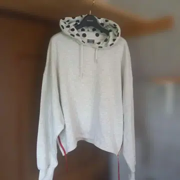 니코앤드 - 숏 기장 후드티