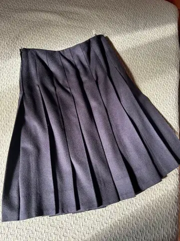 새상품급 Drawer 플리츠 미디 스커트 네이비 38