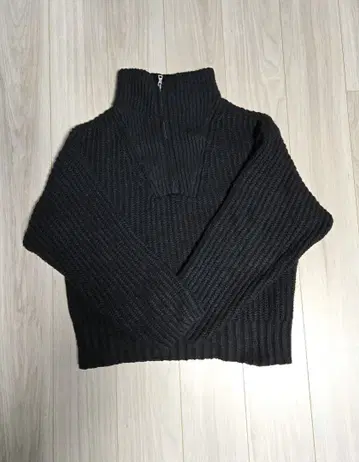 CLEL 볼륨 멜란지 하프 지퍼 니트