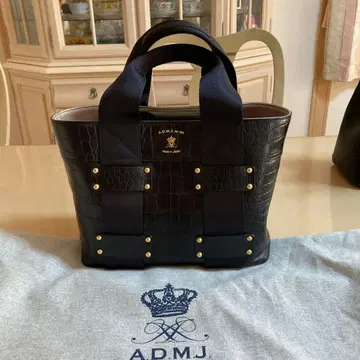 ADMJ 크로커다일 무늬 가죽 토트백 새상품급