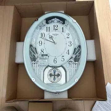 스몰 월드 프라우드 전파 시계 SWAROVSKI 고음질 멜로디