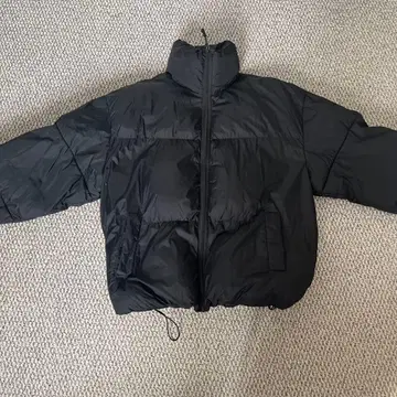 블랙 다운 자켓 L 사이즈