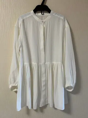 피노레 블라우스 개더