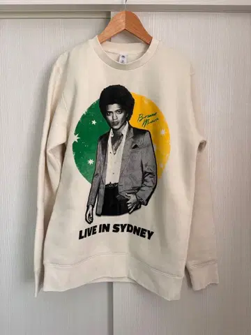 브루노 마스 라이브 트레이닝복 시드니