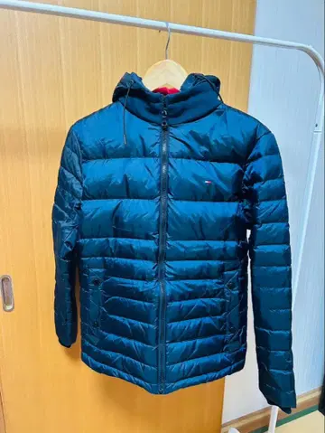 TOMMY HILFIGER 다운