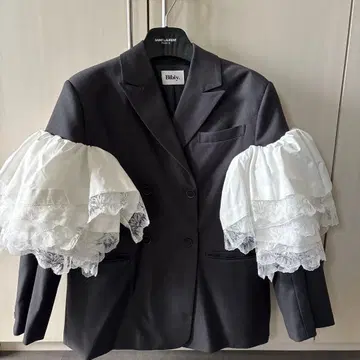 레이스 달린 프릴 소매 자켓