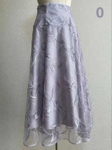 새상품 미사용 아푸와이저 리셰 2025 꽃무늬 롱 플레어 스커트 0