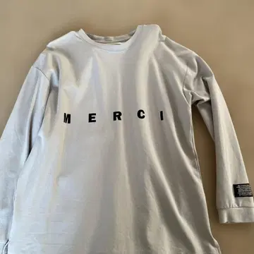 FLAVOR MERCI 로고 긴팔 T셔츠 L 사이즈