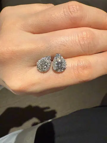 [ 새상품 ] 0.5ct 모이사나이트 귀걸이 -앙주의 눈물- 양쪽 귀용