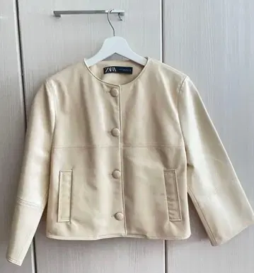 자라 ZARA 인조 가죽 자켓 아이보리 XS