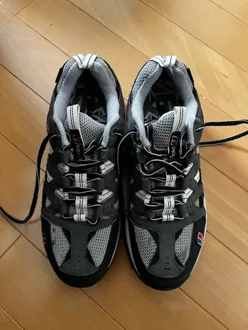 고급 등산화 스노우 부츠 vibram 밑창 트레킹 캠핑 신발