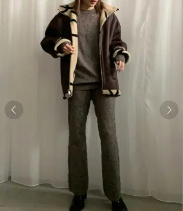 LACE LIKE KNIT PANTS