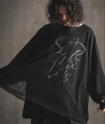 GLIMCLAP 메쉬 레이어드 디자인 롱 티셔츠