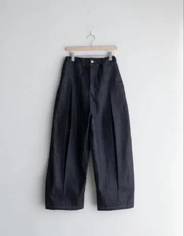 인기 sage nation BOX PLEAT TROUSER 데님