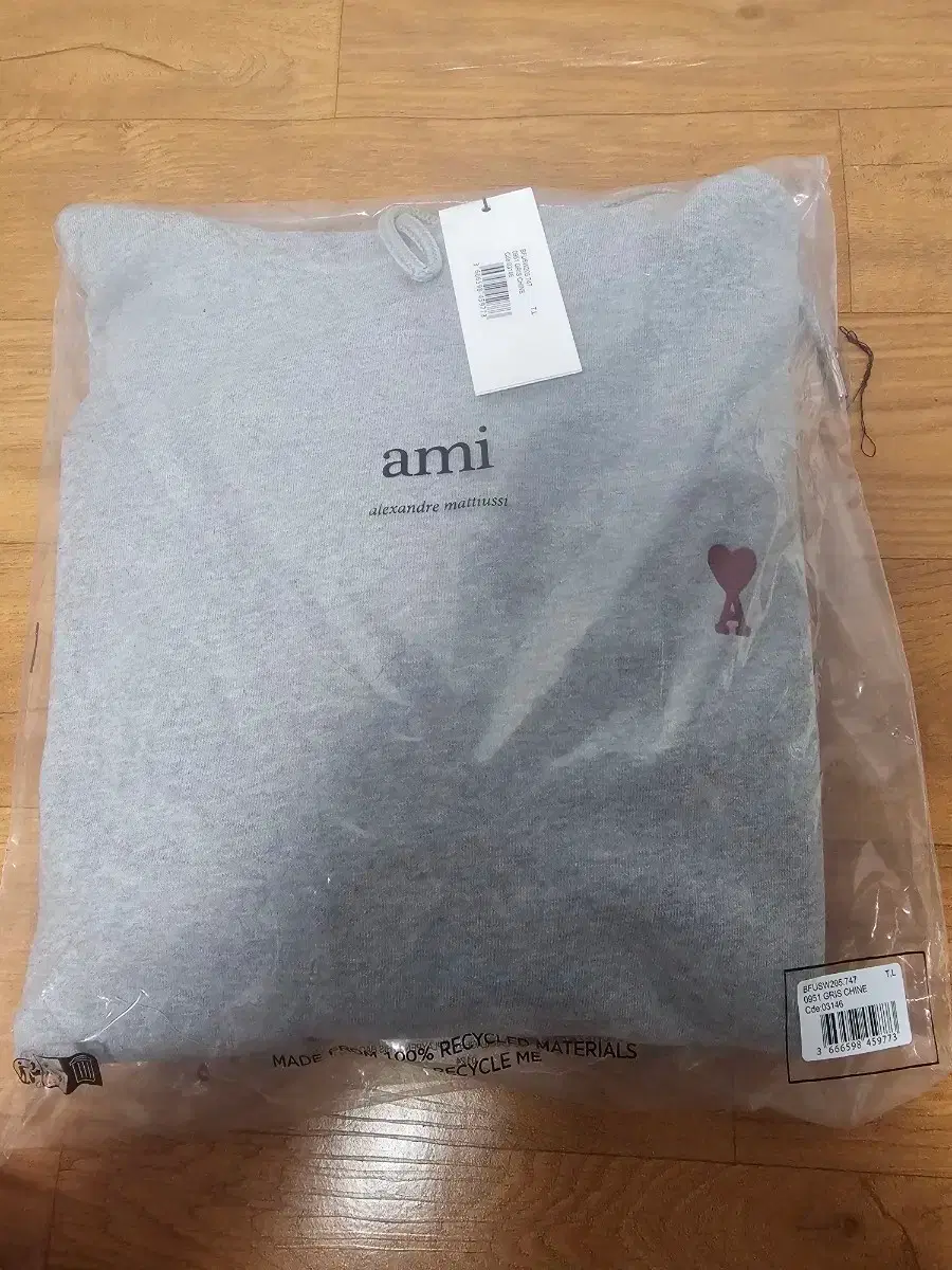 Ami Small Heart Logo Hoodie Gray
