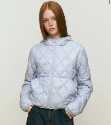 라이트 블루 퀼팅 다운 자켓