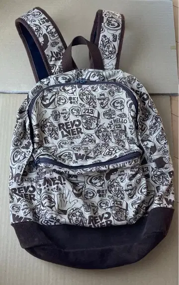 REVOLVER 리볼버 백팩 레어