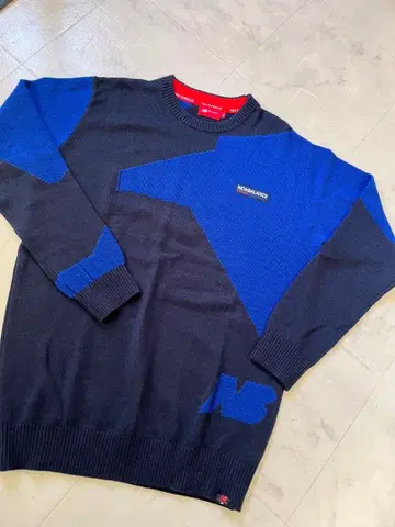 NEW BALANCE 니트 스웨터 네이비/블루