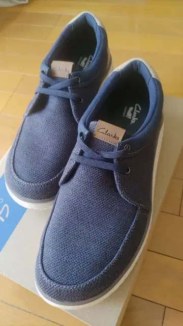 클락스 스니커즈