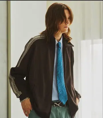 사이드 라인 노르딕 패턴 트랙 자켓