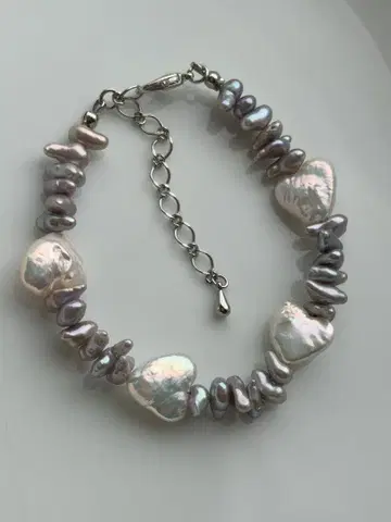 담수 진주 반짝이는 샴페인 하트 바로크 레인보우 컬러 실버 양귀비 팔찌