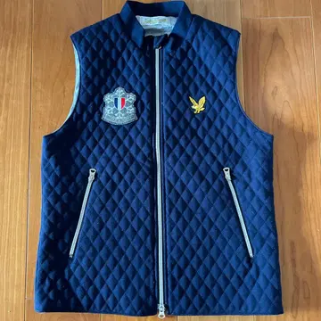 Lyle & Scott 네이비 퀼팅 베스트