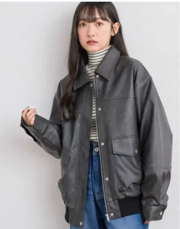 가죽 자켓 레트로걸