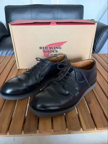 RED WING 포스트맨