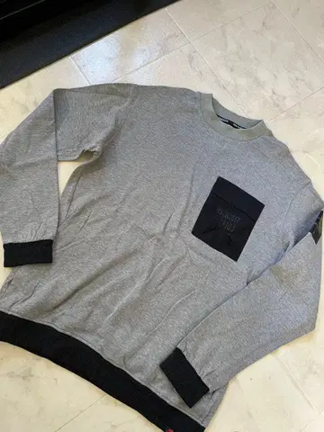 뉴발란스 골프 그레이 맨투맨