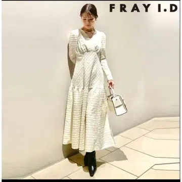 FRAY I.D 컷 자카드 카슈쿨 원피스