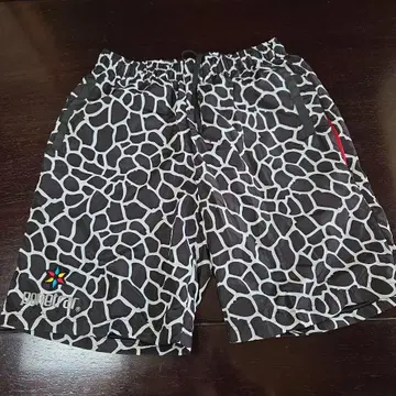 Penetrar 지라프 패턴 숏팬츠