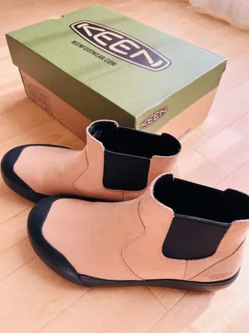 KEEN 엘레나 첼시