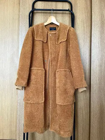 MACPHEE 보아 롱 코트 브라운