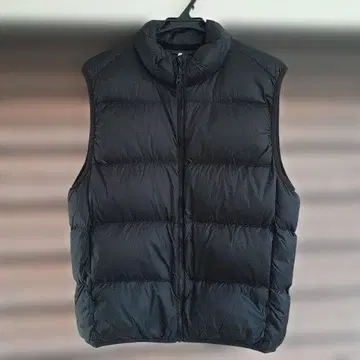 새상품급 UNIQLO ULTRA LIGHT DOWN 베스트 L 사이즈