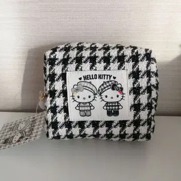 헬로키티 파우치 하운드투스 체크 패턴
