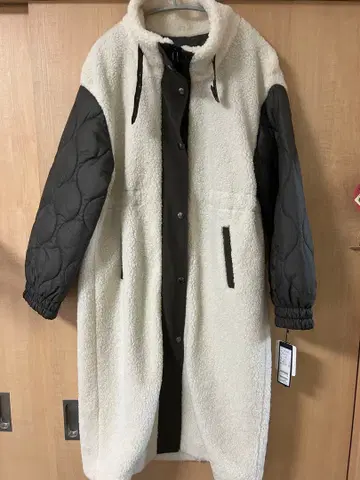 블루 프론세 보아 코트 택 포함 새상품