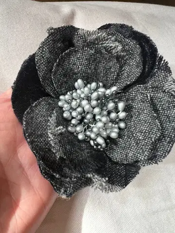 멜로즈 플라워 코사지