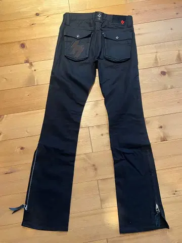 SKULL FLIGHT 스컬 플라이트 플레어 팬츠 스터드 블랙 데님