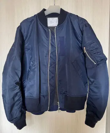 sacai MA-1 봄버 자켓 네이비