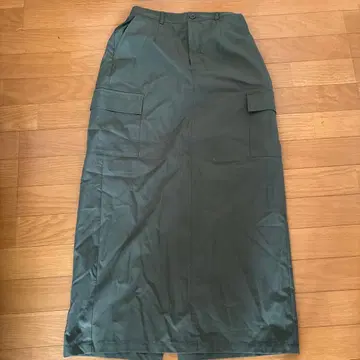 URBAN RESEACH 올리브색 타이트 롱 스커트