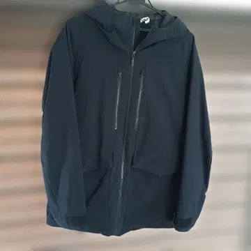 새상품급 유니클로 하이브리드 다운 자켓 블랙 후드 부착