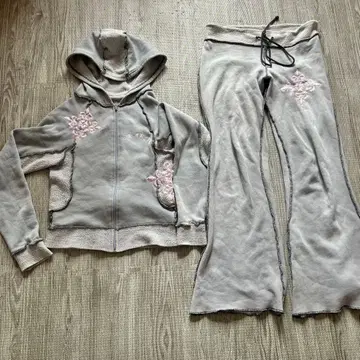 2Bfree 그레이 셋업 자수 플레어 팬츠 후드티 트레이닝복