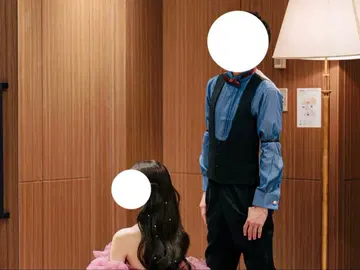 데님 느낌 플리츠 신랑 턱시도용 셔츠 갈아입기용 셔츠 네이비 블루