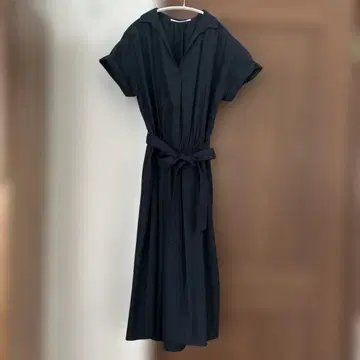 Spick & Span 스픽 앤 스팬 반팔 원피스 네이비