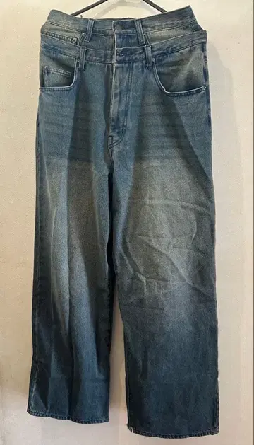 다크 블루 와이드 레그 데님 지저인 닮은