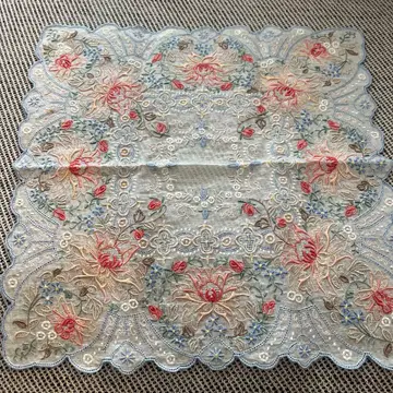 SWATOW 꽃무늬 자수 레이스 손수건