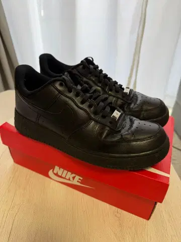 에어포스 1 블랙 27.5cm