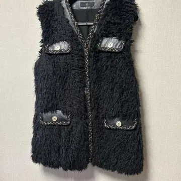 Mia asterism 블랙 퍼 베스트