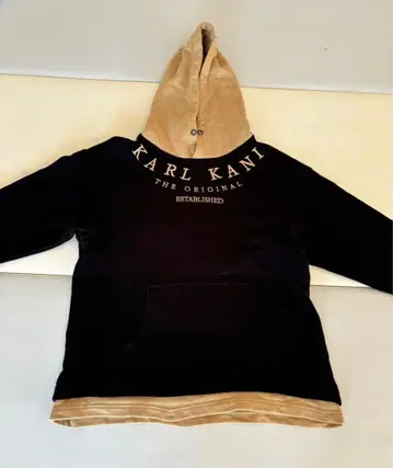 칼 카니 후드 부착 맨투맨 S 사이즈