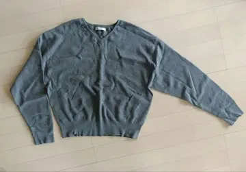 BEAUTY&YOUTH 그레이 V넥 스웨터